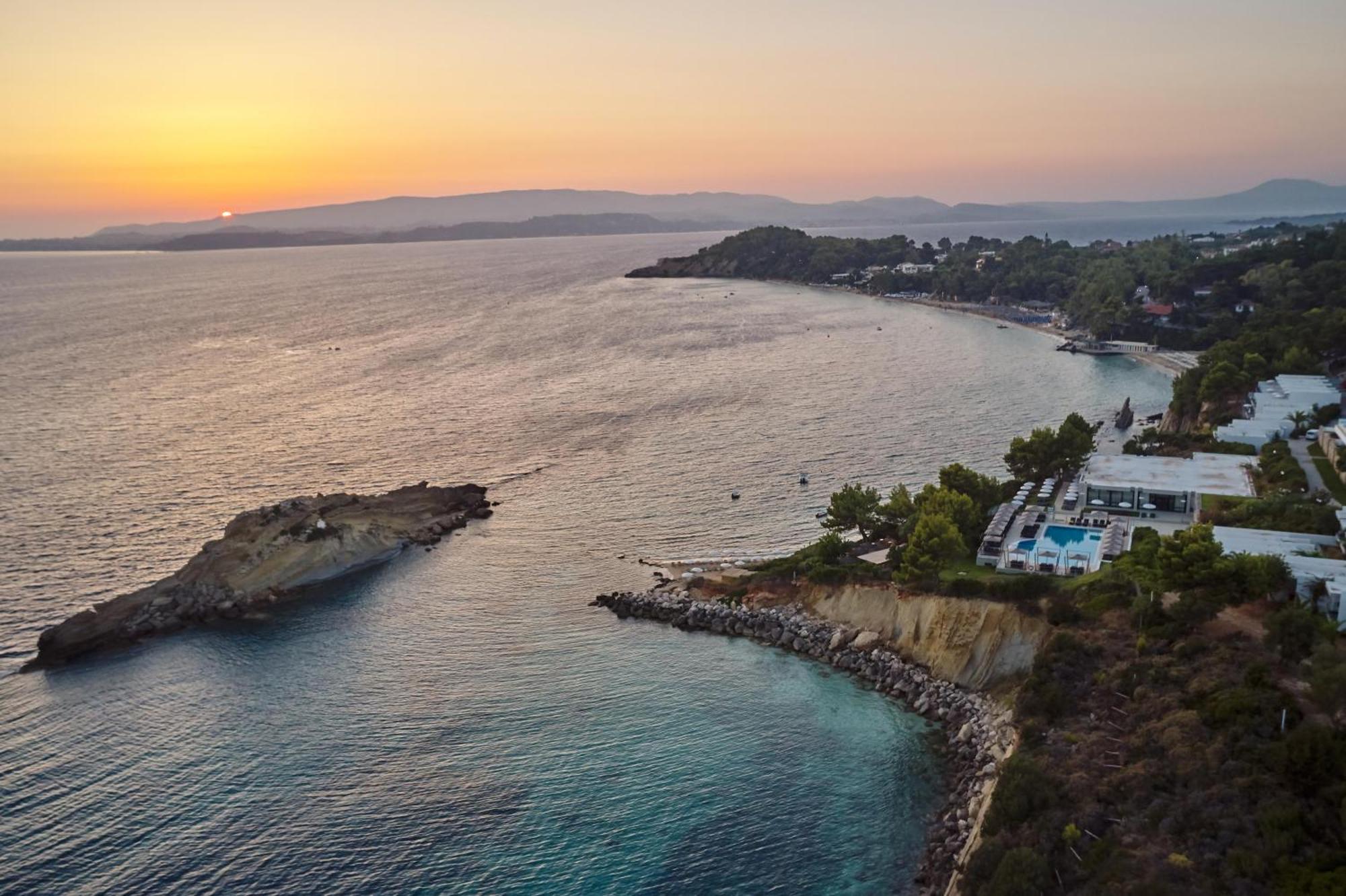Hotel White Rocks Kefalonia 4*