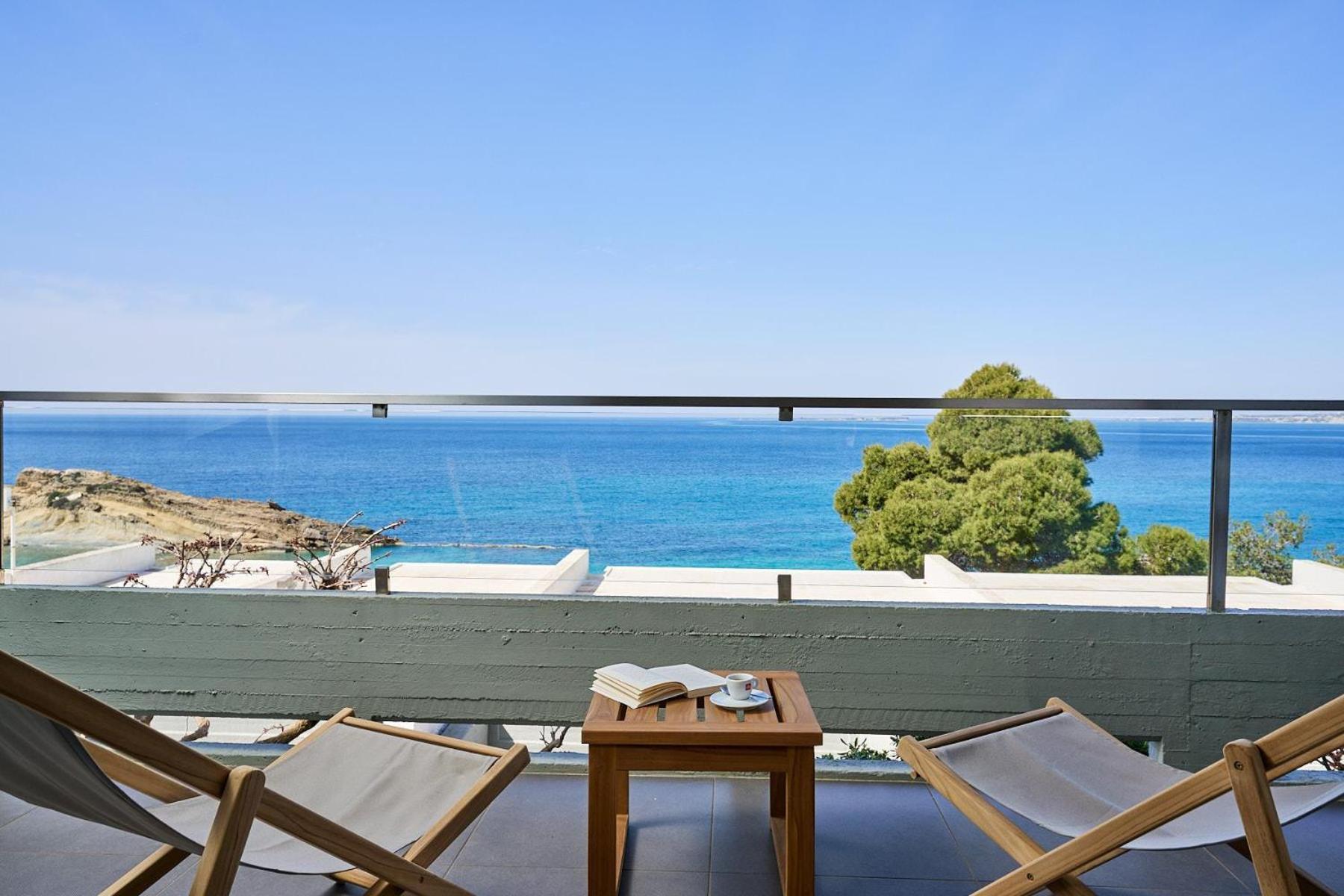White Rocks Kefalonia Hotel