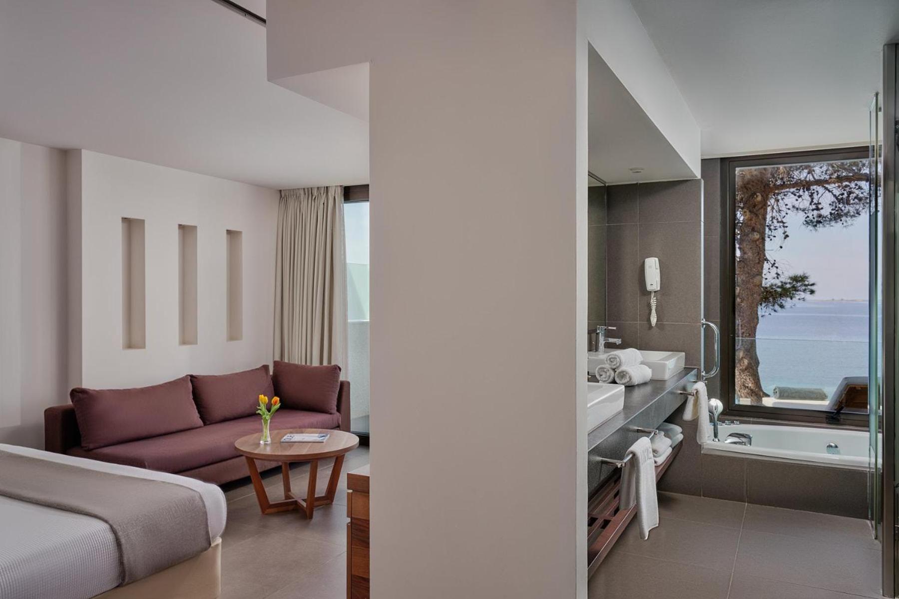 Hotel White Rocks Kefalonia 4*