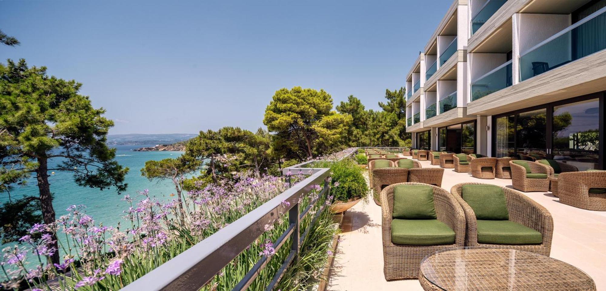 White Rocks Kefalonia Hotel 4*