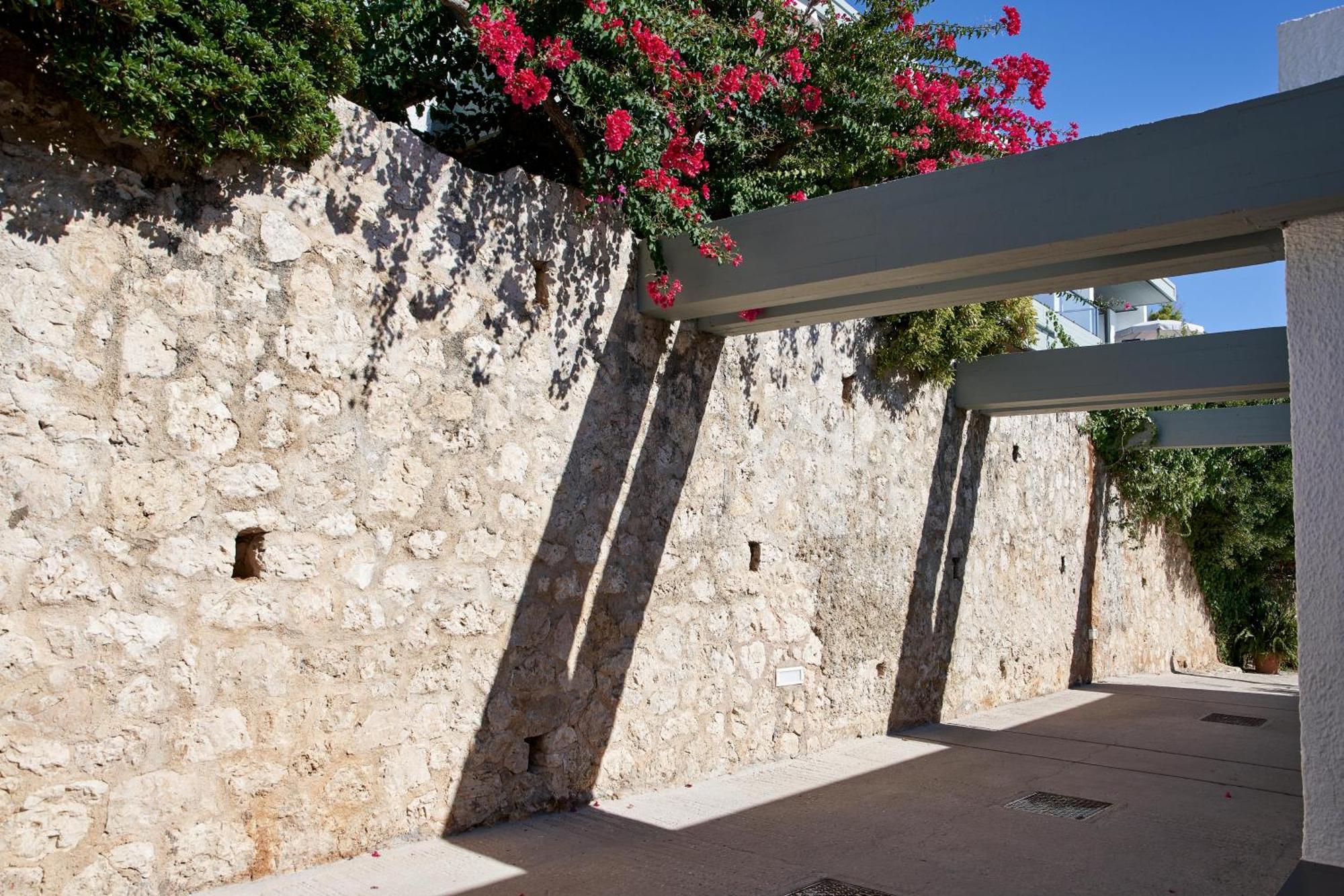 White Rocks Kefalonia Lassi (Kefalonia)