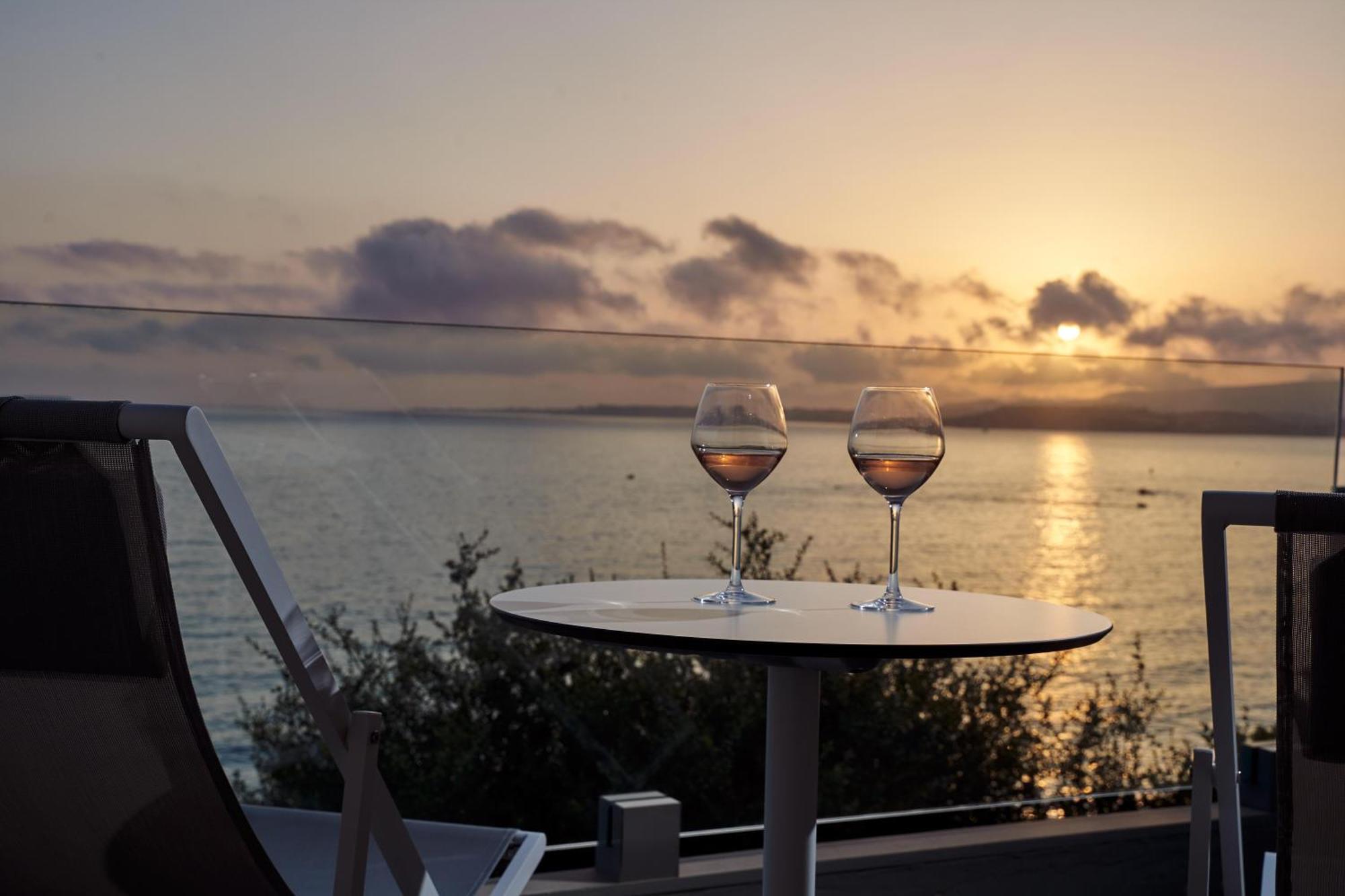 White Rocks Kefalonia Hotel 4*