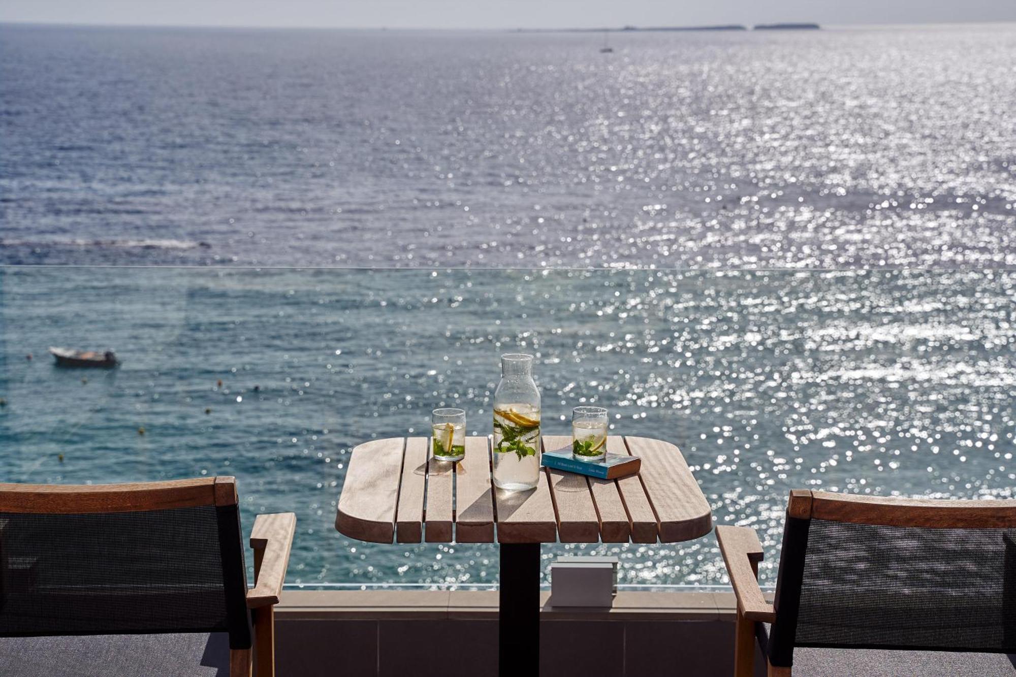 White Rocks Kefalonia 4*